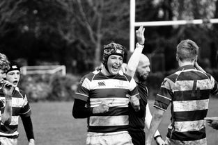 球队在欧冠赛场上以团队配合取胜成为典范，球队进欧冠有什么好处